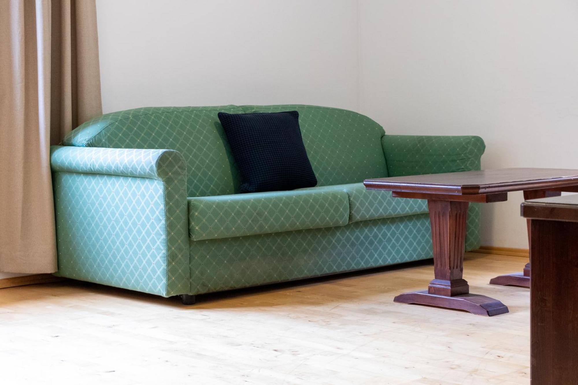 International House Standard Zw 10 Solden